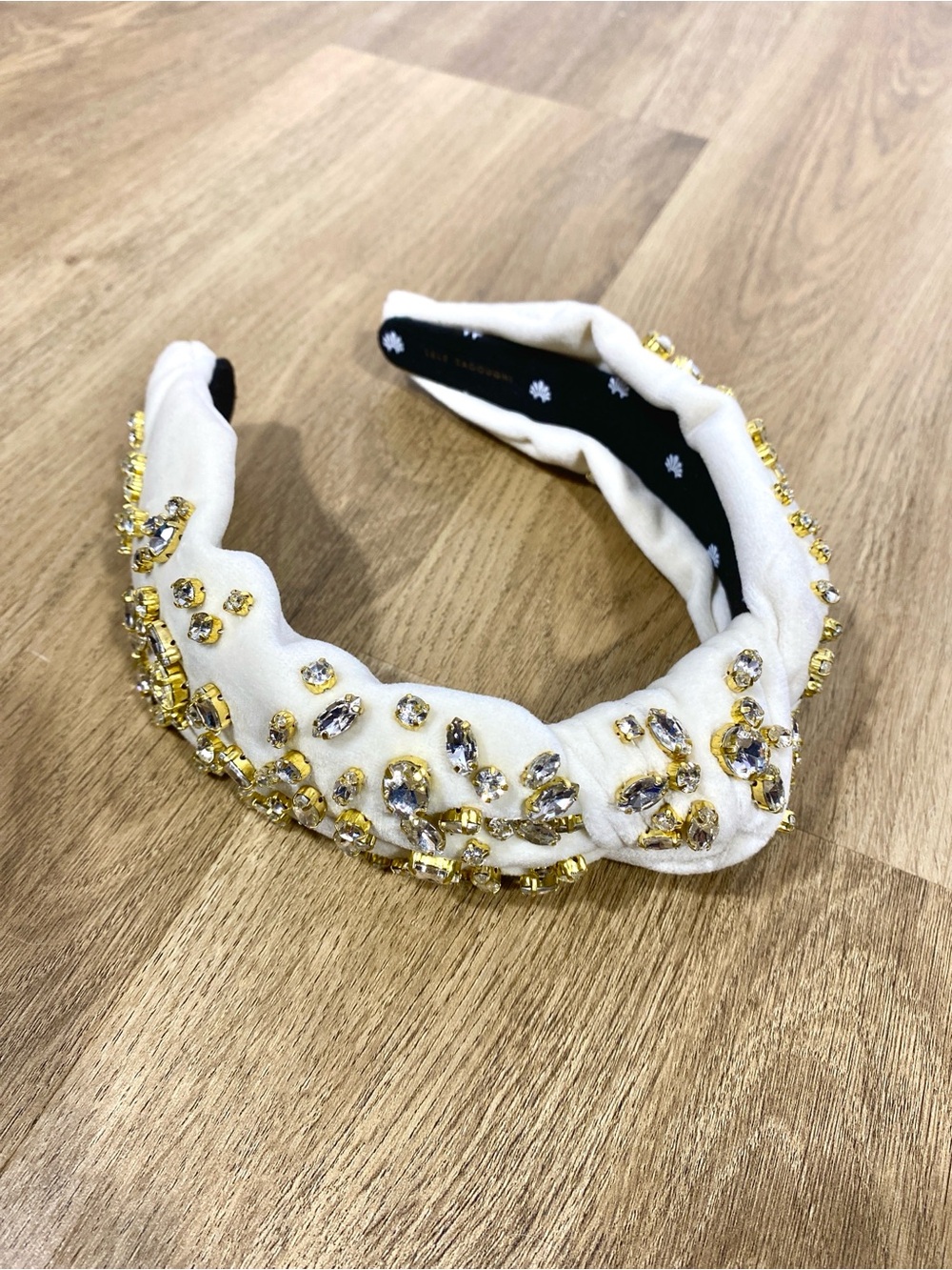 NWOT Lele Sadoughi Sparkle Crystal Velvet Knot Headband